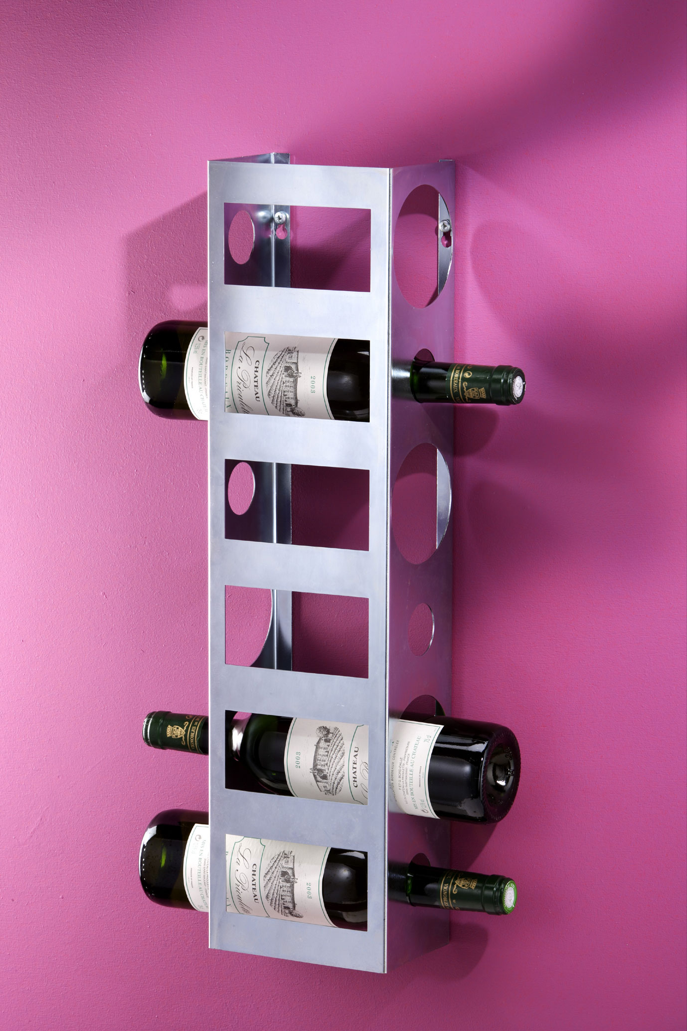 Range bouteille design mural