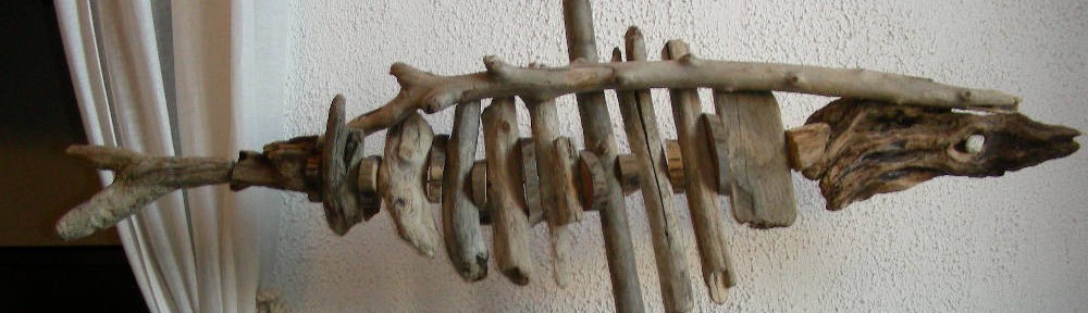 Porte bouteille en bois flotté