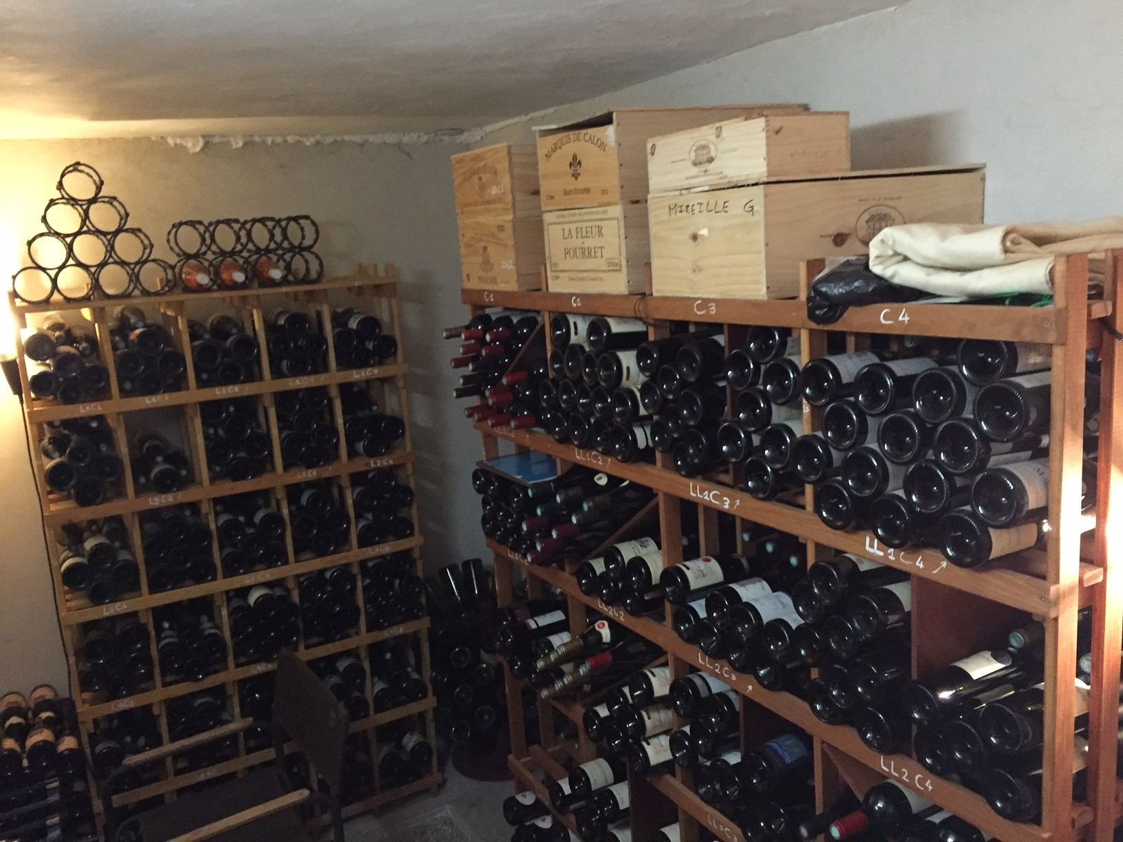 Etagere vin cave