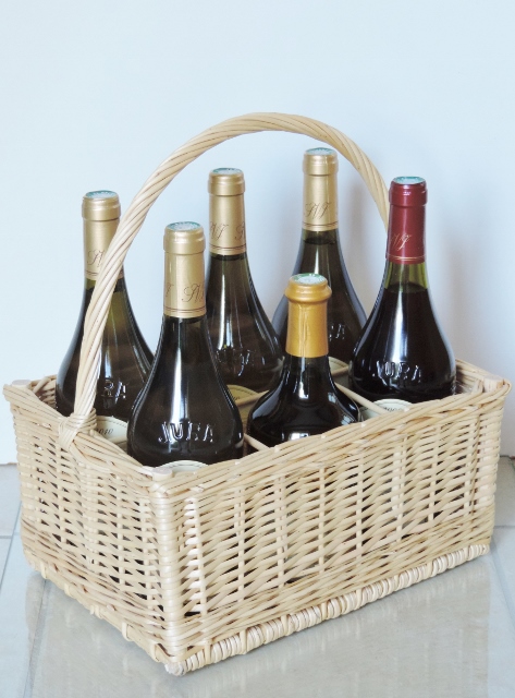 Range bouteille osier