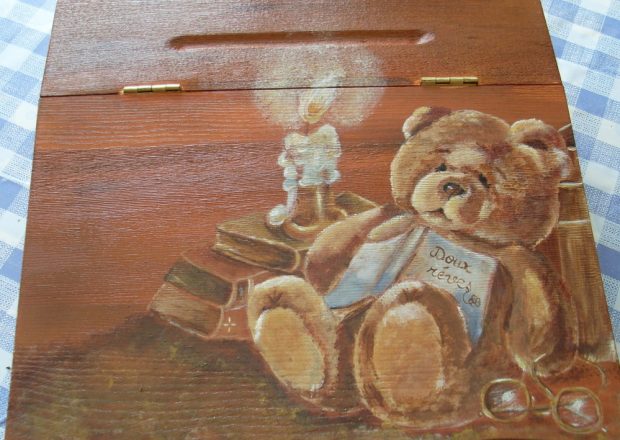 Peindre une cuisine en bois chêne - Livreetvin.fr