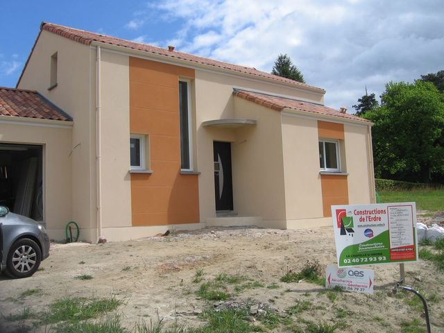 Application peinture maison exterieur