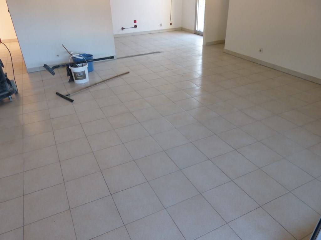 Peinture carrelage beton