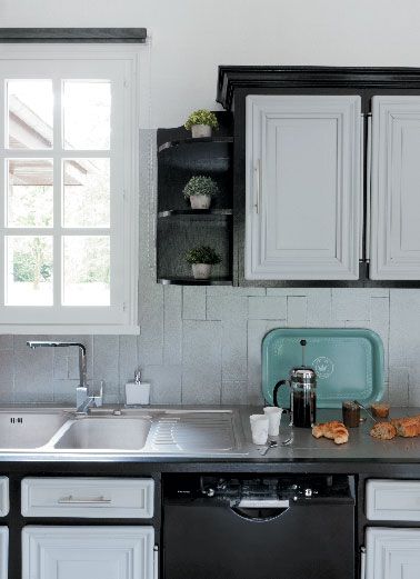 Peinture meuble cuisine vernis