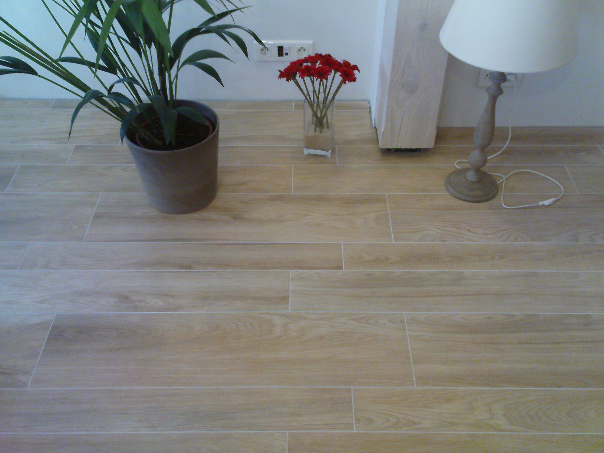 Peinture carrelage ton pierre