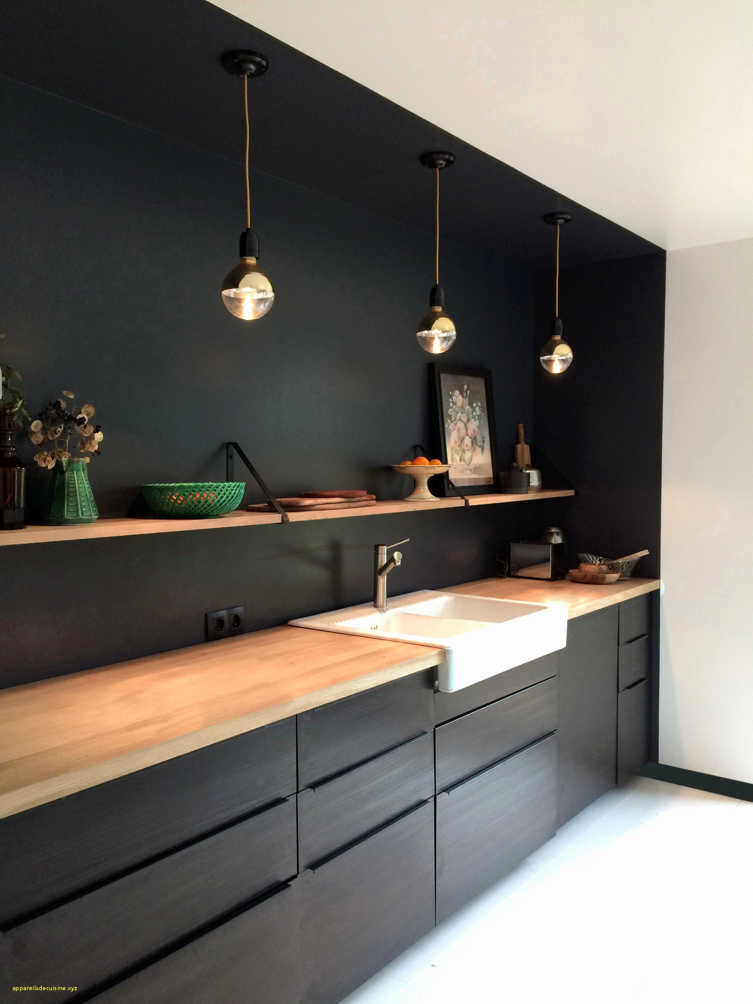 Peinture brillante meuble cuisine