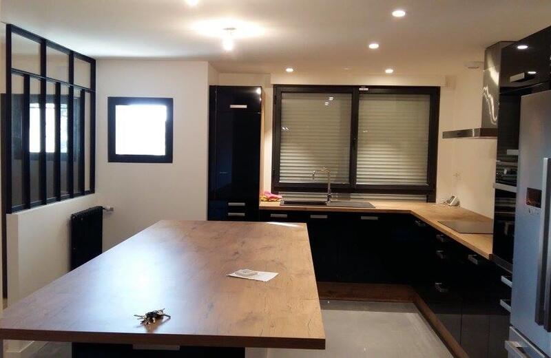 Peinture mur cuisine moderne