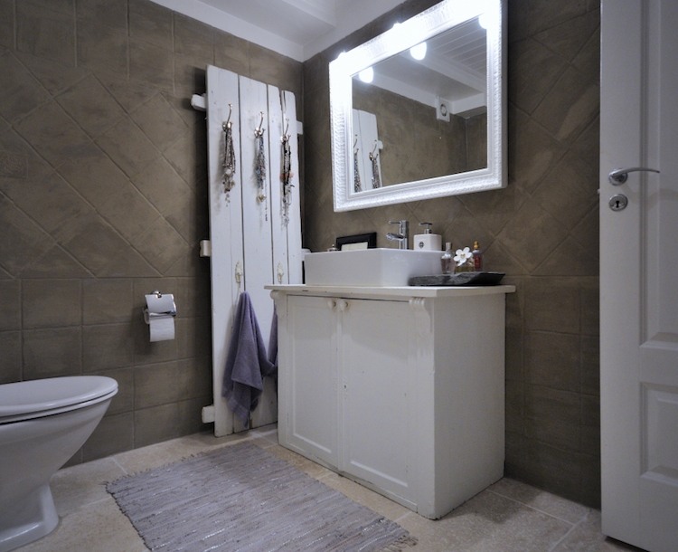 Peinture carrelage salle de bain mur